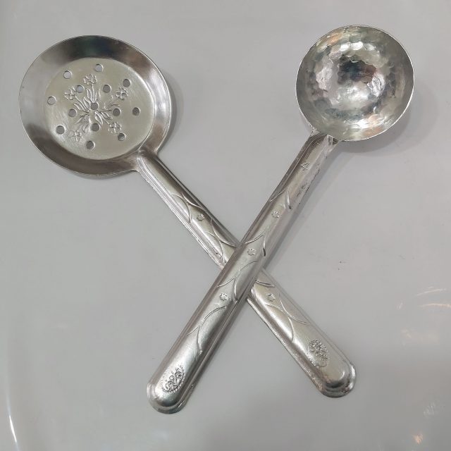کفگیر ملاقه مسی